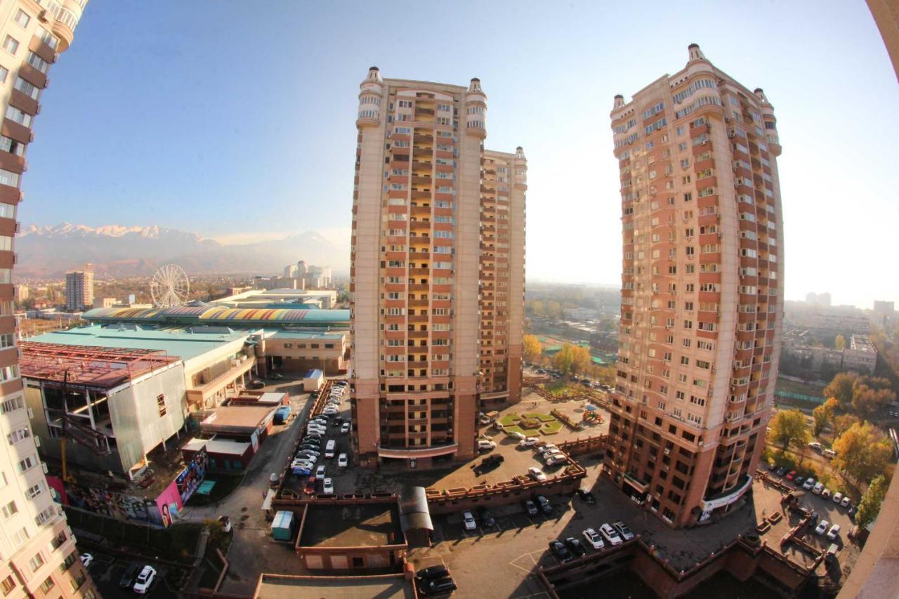 2 Ком Студия На 18 Этаже С Панорамным Видом На Горы В Жк Мега Тауер Almaty Exteriér fotografie